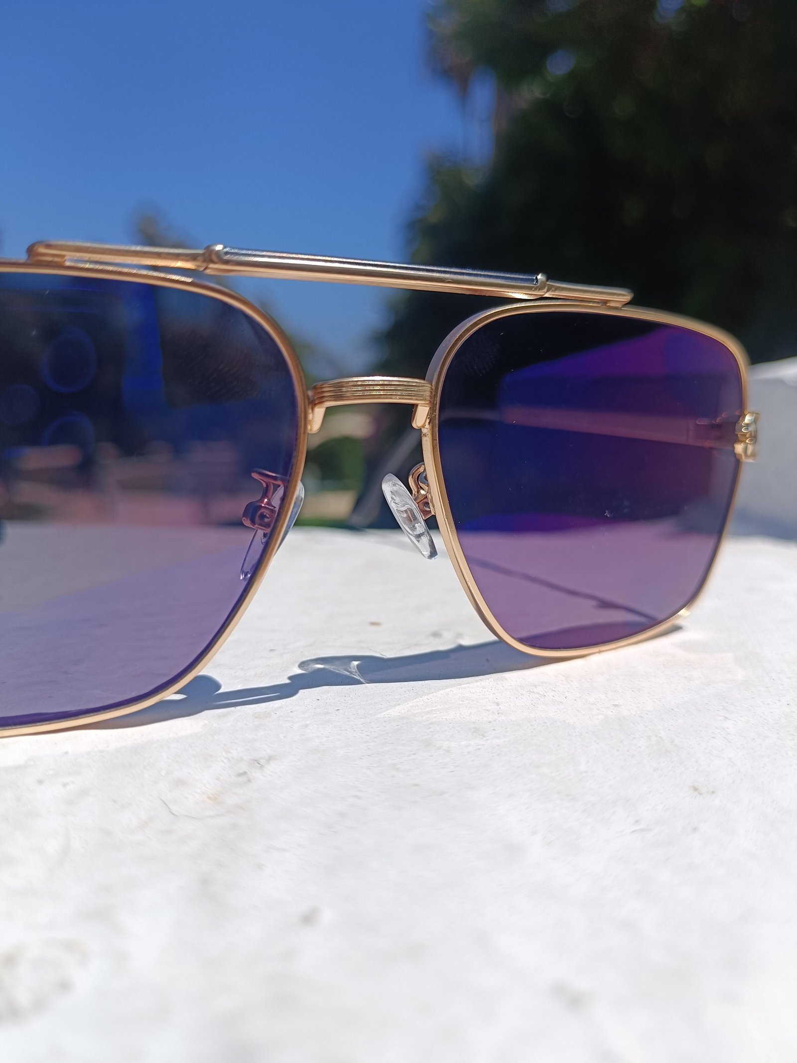 Lunette Model 2025