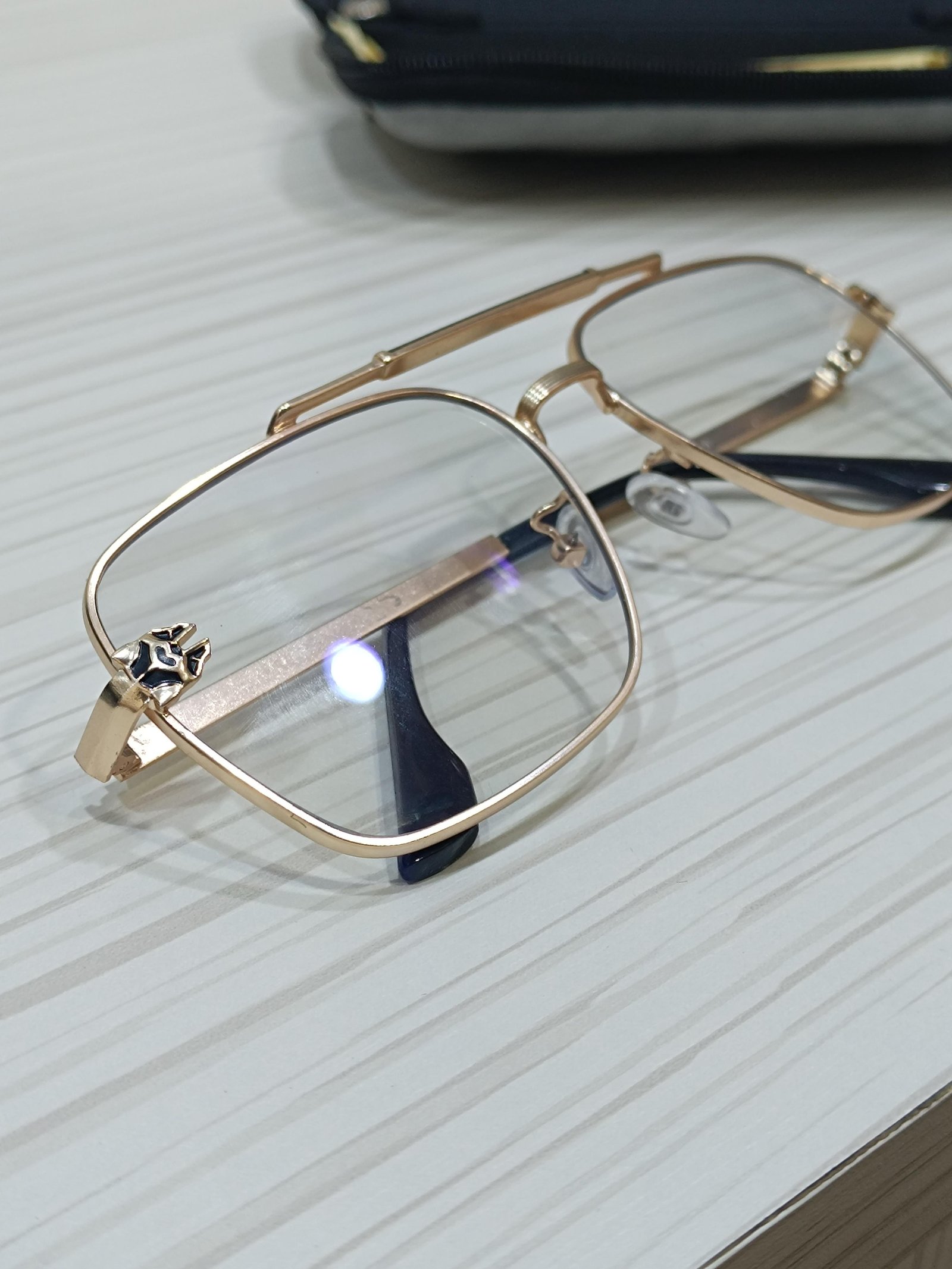 Lunette Model 2025